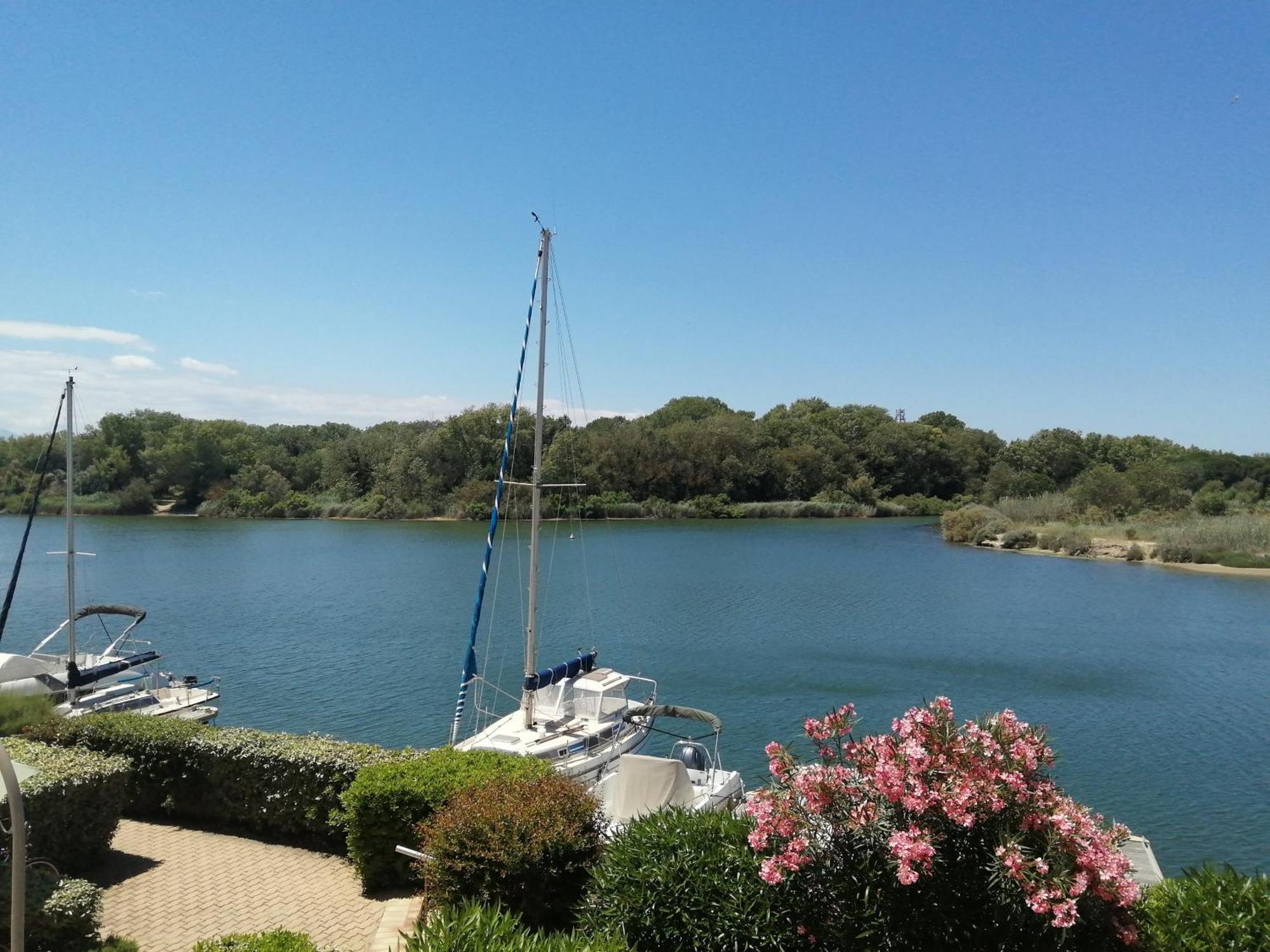 Vue Lagune Et Bateaux A 100M De La Plage Saint-Cyprien (Pyrenees-Orientales) Exterior foto